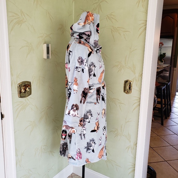VERA BRADLEY WOMEN'S ROBE DOG SHOW MOTIF:NWT LARGE/EXTRA LARGE - Picture 7 of 16